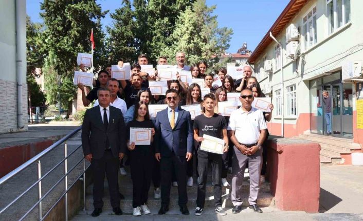 Gazipaşa’da 9 bin 239 öğrenci karne aldı