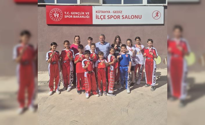 Gedizli kick boksçulardan İzmir Türkiye şampiyonası öncesi büyük başarı