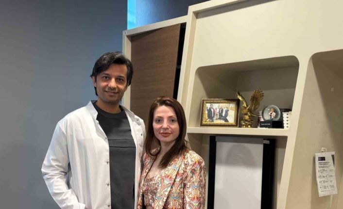 Gürcü hastanın 50 binde bir görülen skolyoz eğriliğini Türk hekimler iyileştirdi