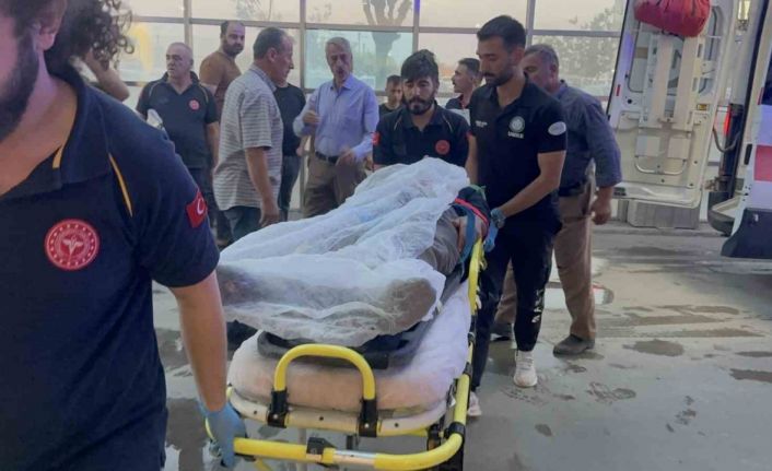 Hafif ticari araç uçuruma yuvarlandı: 1 ölü, 1 yaralı