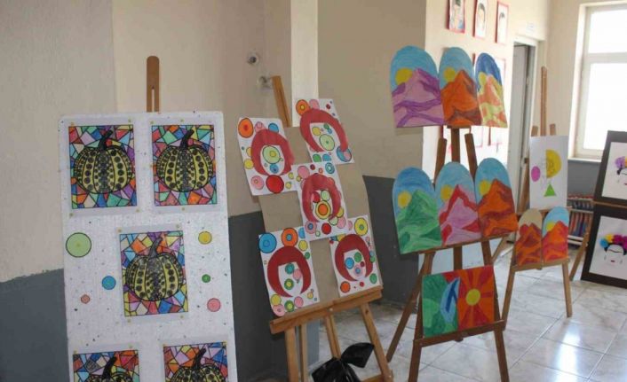 Hamur’da Köy Okulunda sanat rüzgârı esti