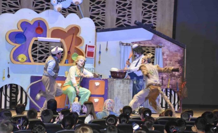 ’Harikalar Mutfağı’ Karacabey’de minik izleyicilerle buluştu