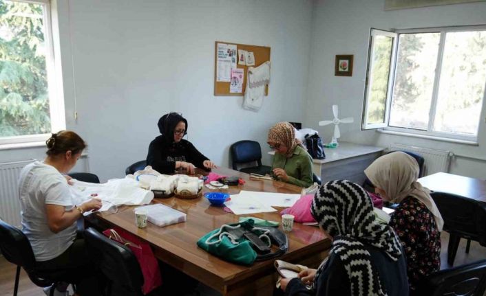 Hem meslek hem hobi ediniyorlar