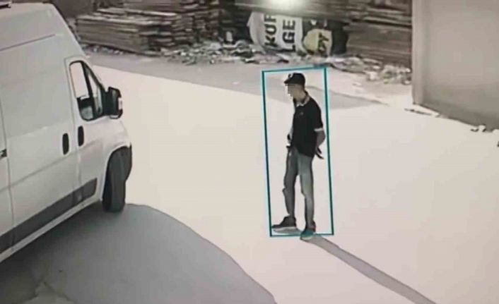 İki araç çalan 17 yaşındaki şüpheli, kovalamacada yakalandı