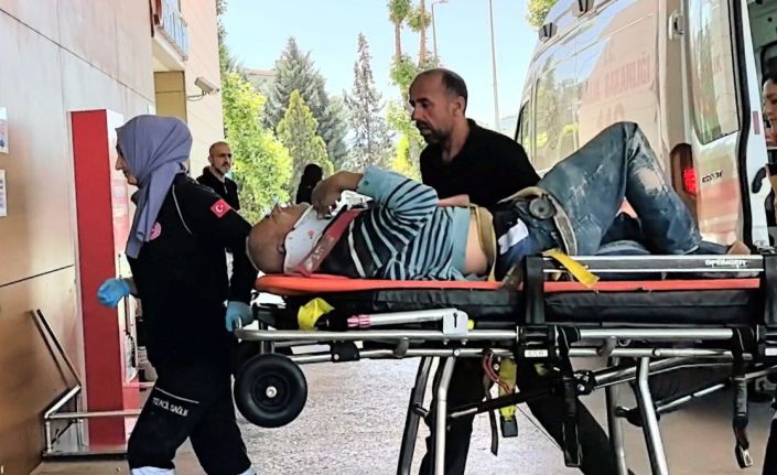 İnşaatın 2. katından düşen işçi ağır yaralandı, çocuklarını sayıkladı