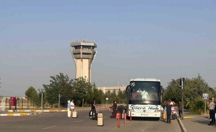 İsrail’in İran’a saldırısı hava ulaşımını etkiledi, Irak’a giden uçaklar Şırnak’a indi