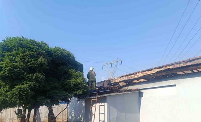 İzmir’de çiftlik yangını: 1 yaşındaki bebek ağır yaralandı