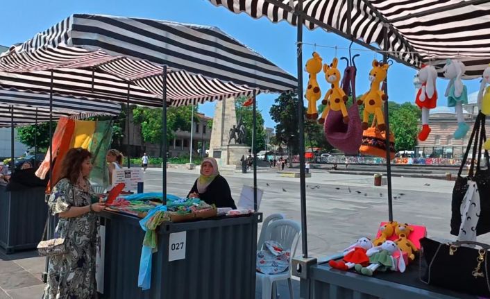 ‘Kadın Emeği Günleri Beşiktaş’ta başladı