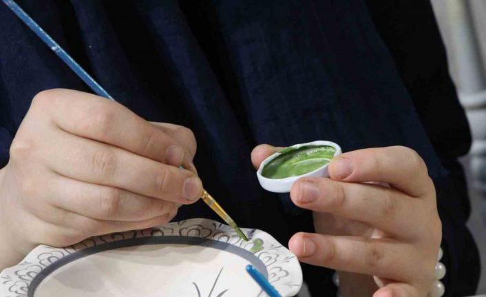 Kadınlar üreterek güçleniyor