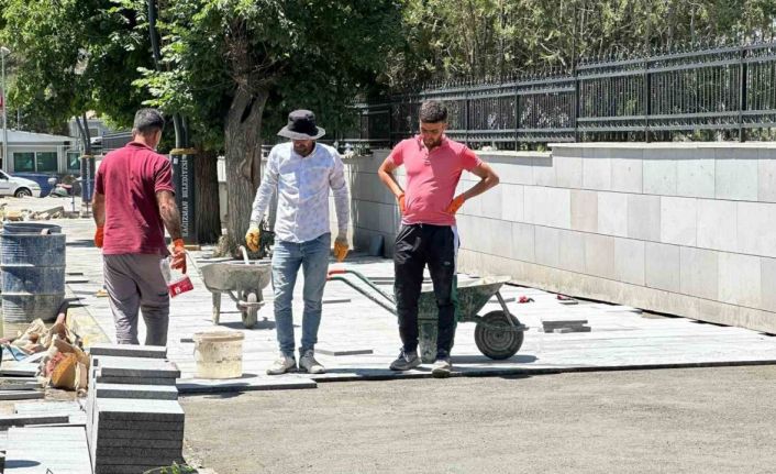 Kağızman Belediyesi yaz sezonu çalışmalarına başladı