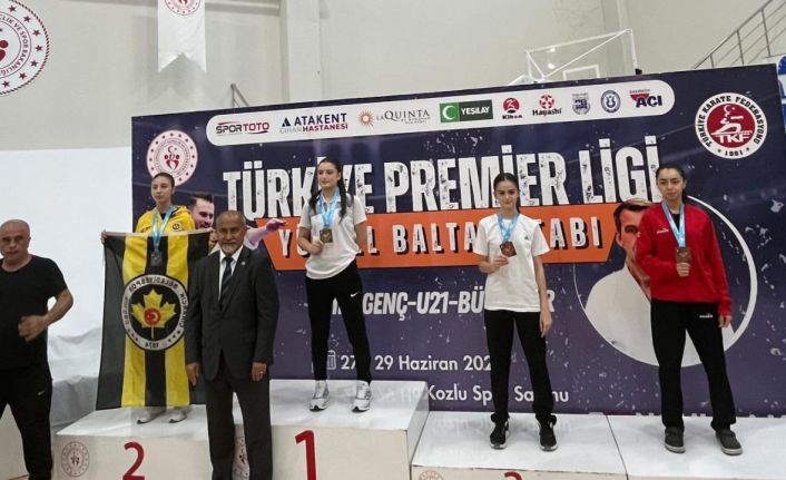 Karate sporcusu Doğa Açıkgöz, Türkiye 3’üncüsü oldu