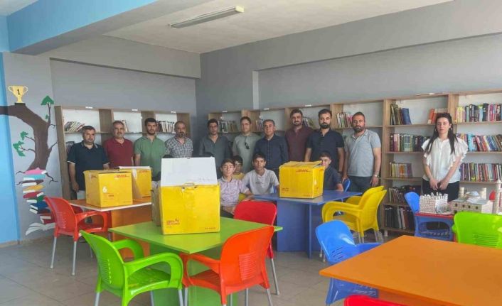 Kardeş köy okuluna kütüphane desteği