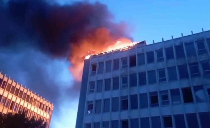 Kartal’da korkutan yangın