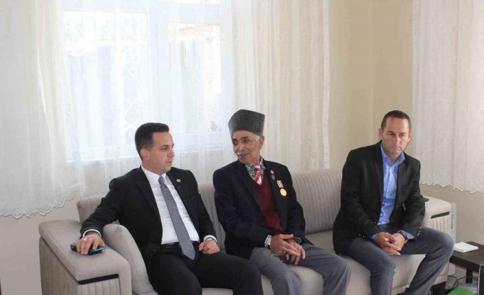 Kaymakam Şahin şehit ve gazi aileleriyle bir araya geldi