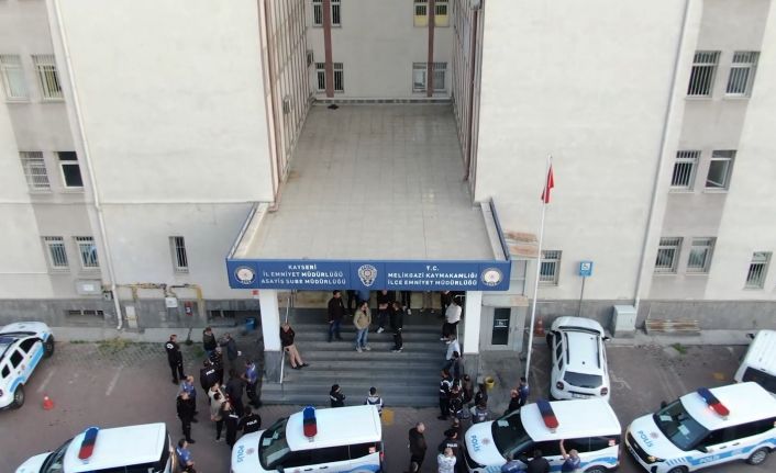 Kayseri’de 84 polis ile aranan şahıslara operasyon: 23 gözaltı