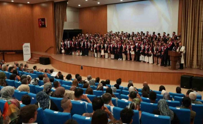 KBÜ Tıp Fakültesi Mezunları hekimliğe ilk adımını attı