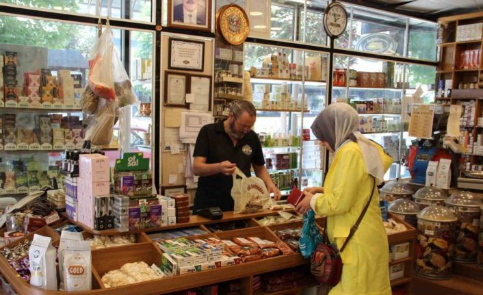 Kene kabusuna karşı doğal kalkan: Vatandaşlar aromatik yağlarla korunmaya çalışıyor