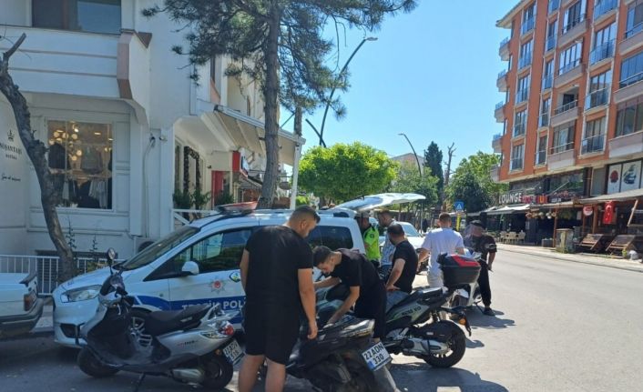 Keşan’da polisim yaptığı motosiklet denetiminde 134 bin 565 TL cezası kesildi