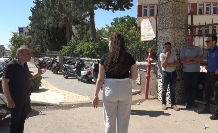 Kilis’te sınava geç kalan aday sessizce geri döndü