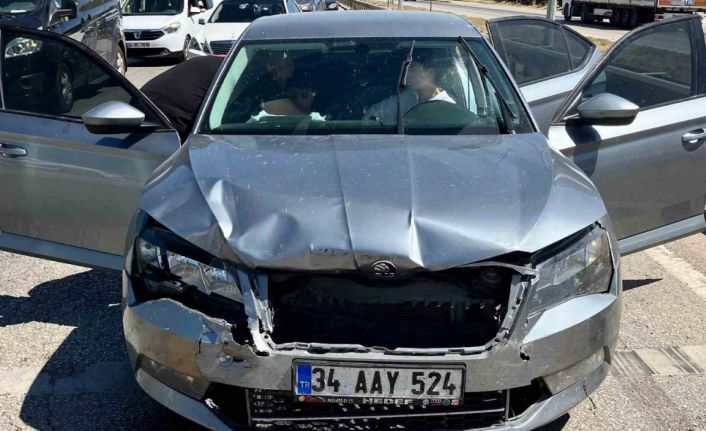 Kırıkkale’de 3 araçlı zincirleme kaza: 3 yaralı