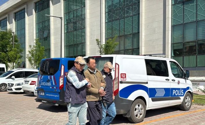 Kırıkkale’de FETÖ’nin il sorumlu yardımcısı teslim oldu