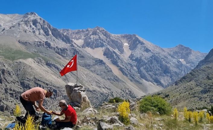 Kırşehirli dağcılar Aladağlar’da eğitim kampı düzenledi