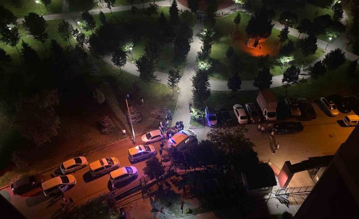 Kız isteme kavgasında hayatını kaybeden polis memuru toprağa verildi