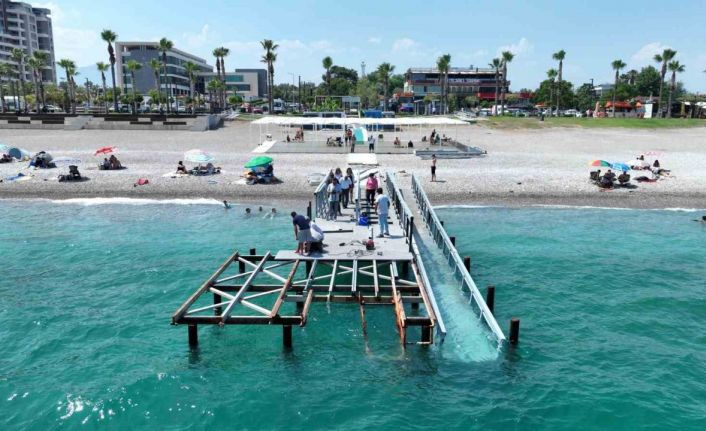 Konyaaltı Engelsiz Plaj yaza hazırlanıyor