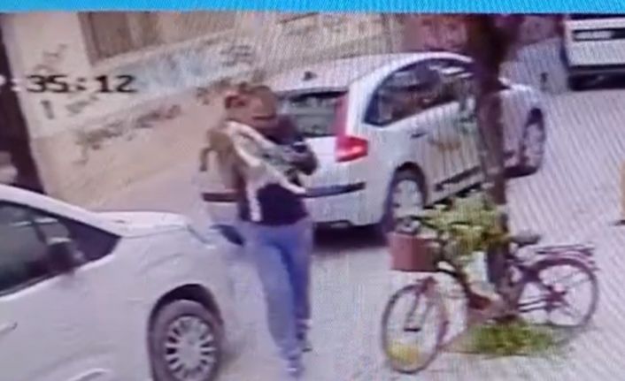 Köpeği yere çarpan şahsa ev hapsi