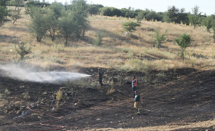 Kula’da aynı anda iki farklı bölgede yangın