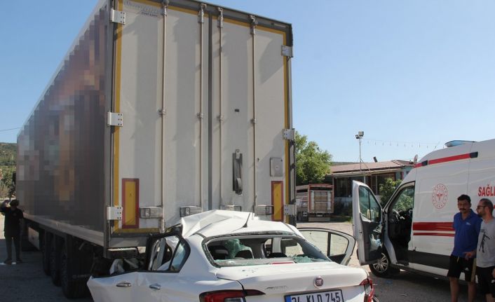 Kula’da feci kaza: Baba ve 3 çocuğu hayatını kaybetti