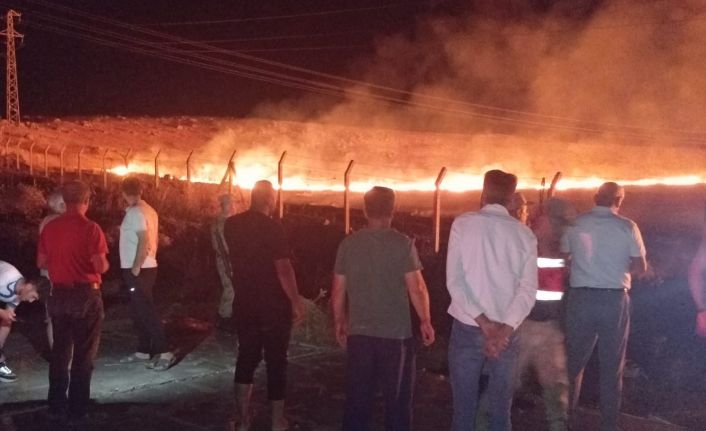 Kurtalan’da anız yangını paniğe neden oldu