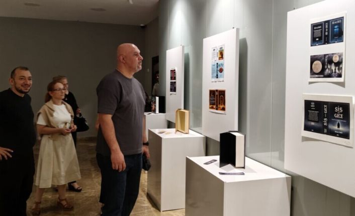 Kütahya’da Kitap Kapak Tasarım Sergisi açıldı