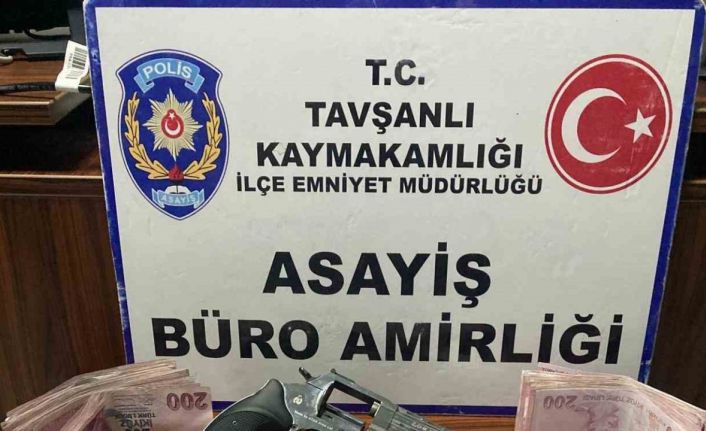 Kütahya’da uyuşturucu ticareti yapmak suçundan 1 kişi tutuklandı