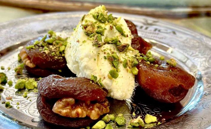 Malatya gastronomisi kayısı tatlısıyla lezzet rotasına girdi
