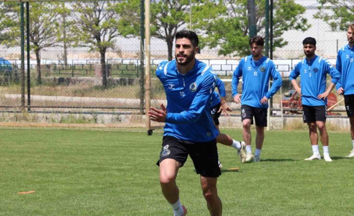 Menemen FK’da, Mazlum Demir takımdan ayrılıyor