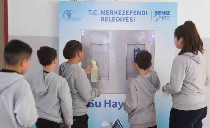 Merkezefendi Belediyesi 15 okula 30 steril içme suyu ünitesi yerleştirdi