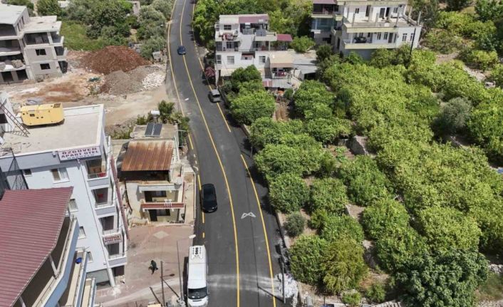 Mersin Büyükşehir, Silifke Atakent’te cadde ve sokakları yeni yüzüne kavuşturdu