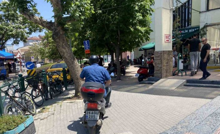 Motosikletler için kural yok gibi