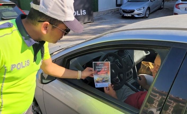 Muğla’da yangın alarmı trafik ekipleri sahada, broşürler dağıtılıyor