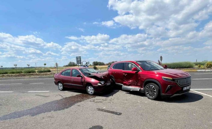 Muratlı’da trafik kazası: 3 yaralı