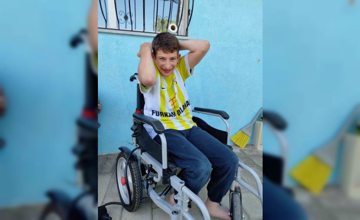 Muşlu Ses Sanatçısı Furkan Dilanar sözünü tuttu