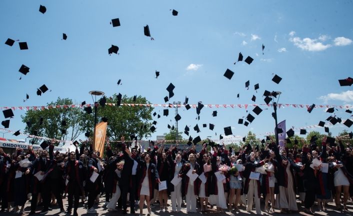 OMÜ İTBF’de mezuniyet töreni coşkusu