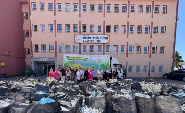Ordu’da öğrenciler 67 bin pet şişeyi geri dönüşüme kazandırdı