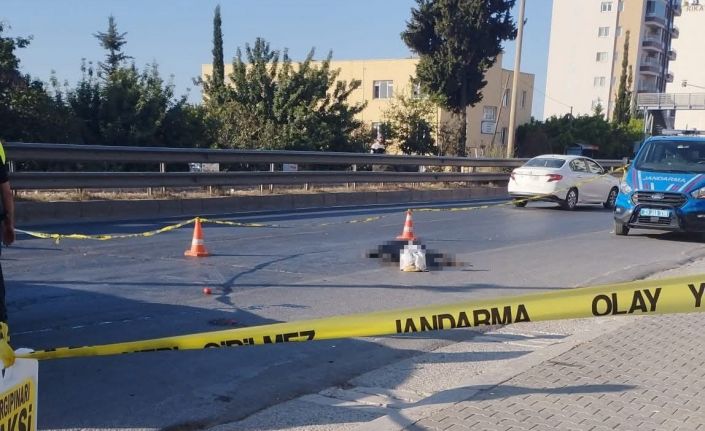 Otomobilin çarptığı yaşlı adam hayatını kaybetti