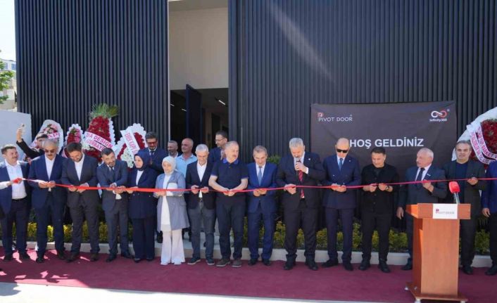Pivot Door’dan üçlü açılış: Fabrika, Ar-Ge ve mağazanın aynı anda açılışı gerçekleştirildi