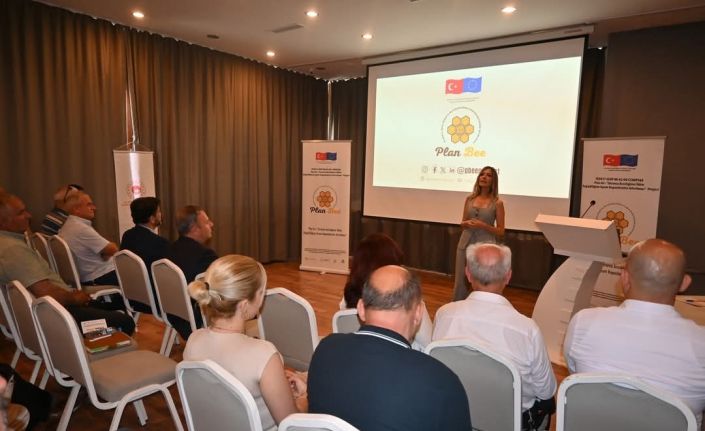 Prof. Dr. Özkırım: Çevre kirliliği kuşlar başta olmak üzere pek çok canlı türünü tehdit ediyor