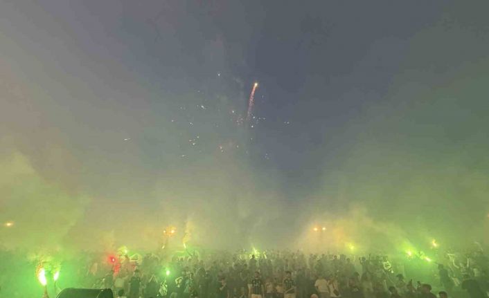 Sakaryaspor’un 60. yılı görsel şölene dönüştü