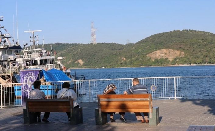 Sarıyer’de denizden gelen kötü koku vatandaşları rahatsız ediyor