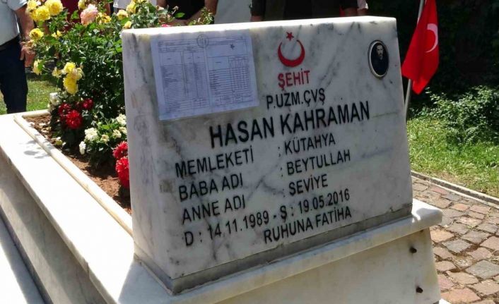 Şehit babasına duygu yüklü karne hediyesi